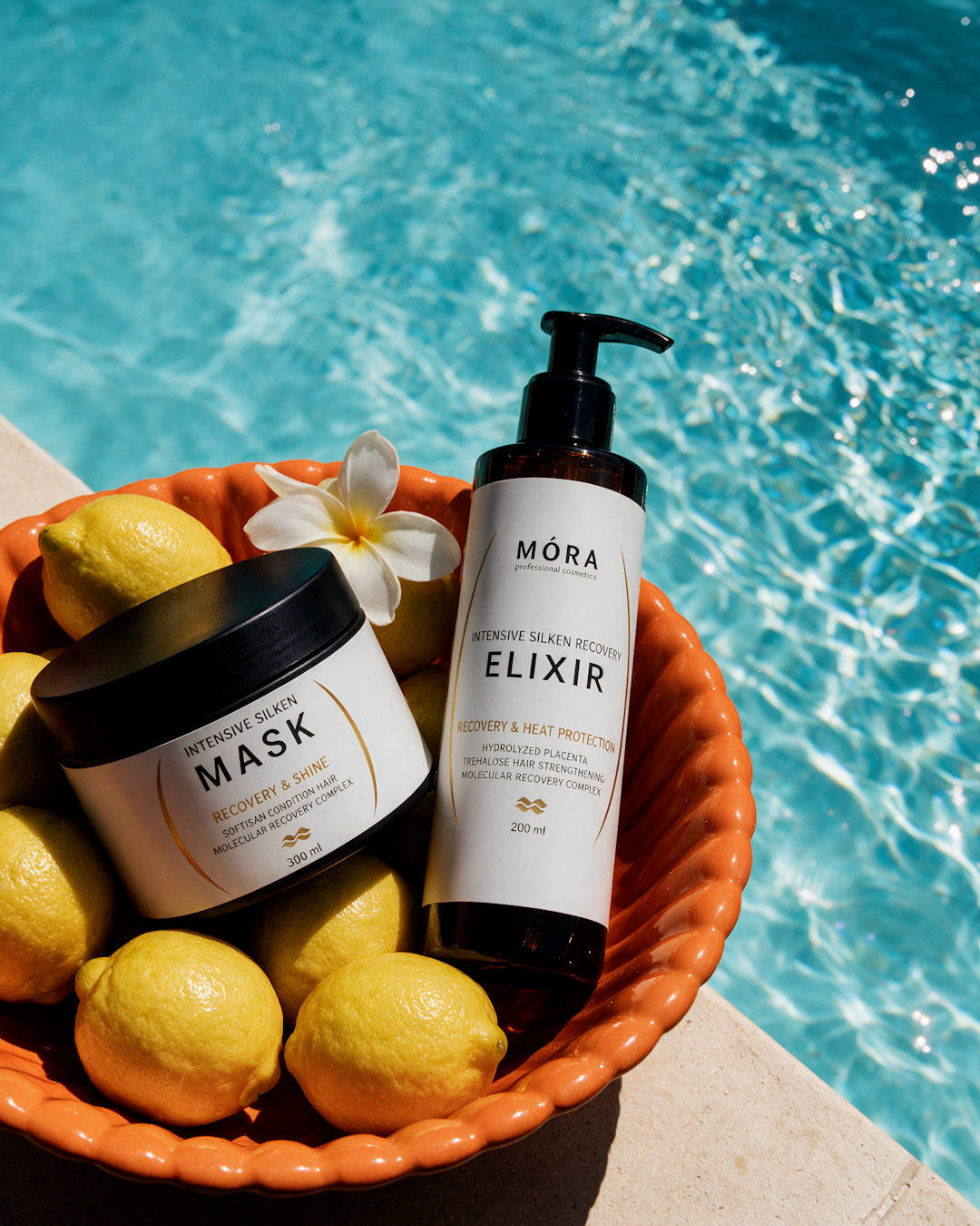 Набір MÓRA Mask та Elixir, стилізований для точки продажу